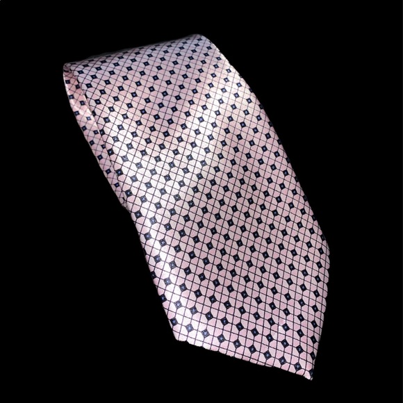 RA Tie - Picture 1 of 4